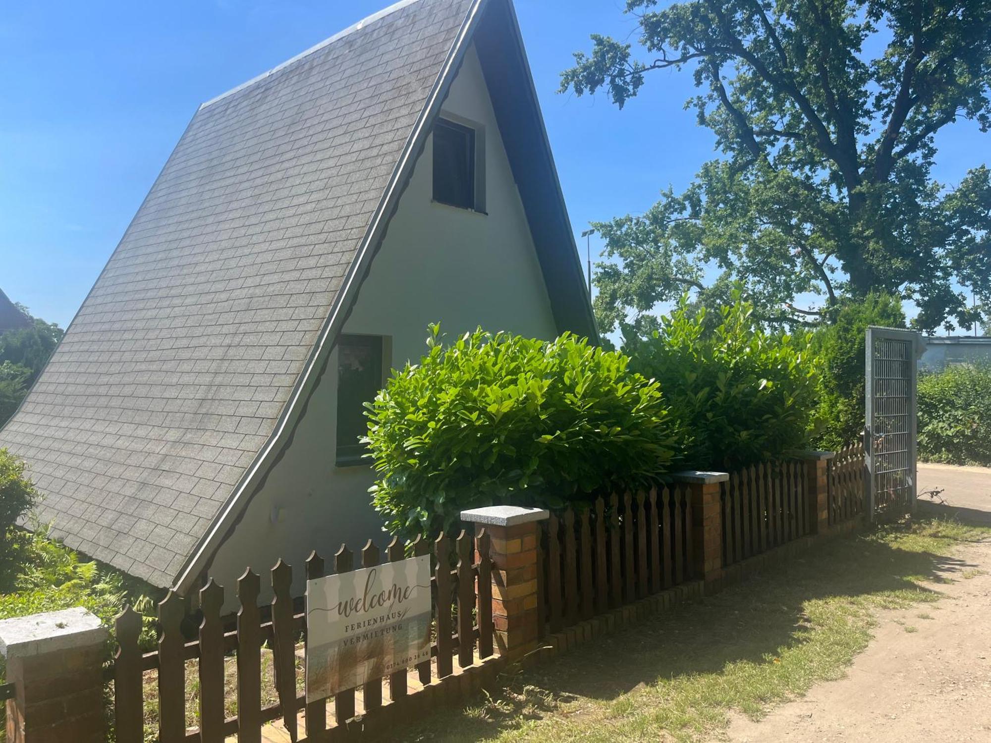 Strandnahe Finnhuette Elmenhorst/Lichtenhagen Buitenkant foto